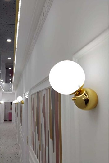 BSA LIGHTING LİNDA TEKLİ GOLD KAPLAMALI APLİK (BEYAZ CAMLI) ELEKTRİKLİ