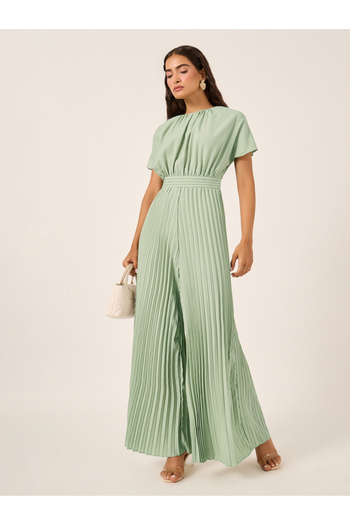 Styli Pleated Wide Leg Round Neck Jumpsuit