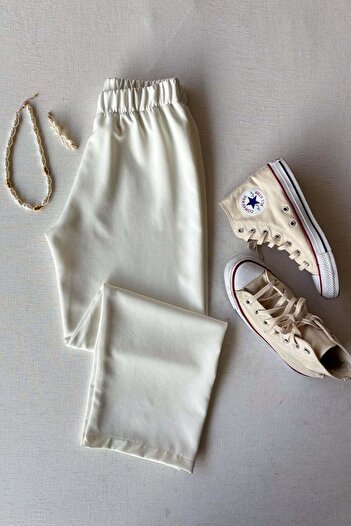 Ceylan Otantik White Crepe Pipe Leg Trousers