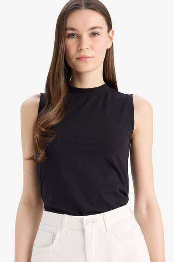 DeFacto Crew Neck Sleeveless Basic Plain Black T-Shirt Tunic D4894Ax24Wn