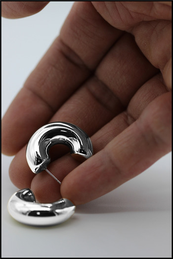 MAZEN Minimal & Light Silver Color Curved Earrings Everyday and Stylish Use