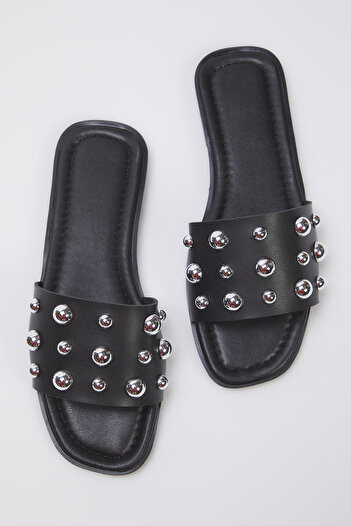 TRENDYOL SHOES Stilvolle Damenhausschuhe mit Trok Stone in Schwarz und Silber TAKSS25TE00013