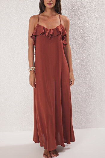 Trendyol Collection Σκούρο καφέ Περισσότερο Ανθεκτικό Maxi Weaving Back Χαμηλό φόρεμα παραλίας TBESS19WY0004