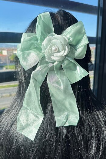 TAKIŞTIR Green Color Rose Figured Pearl Detailed Ribbon Collar Buckle