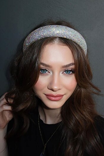 TAKIŞTIR Hologram Silver Color Crystal Stone Detailed Crown