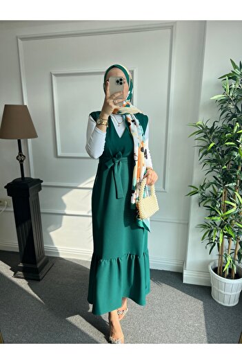 Nisa Nalbantoğlu Σμαραγδένιο Πράσινο Κρεπ Hijab Gilet