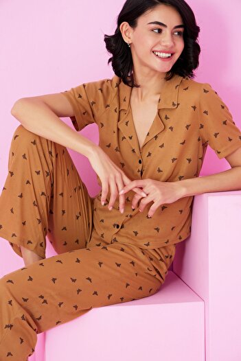 Siyah İnci Coffee Butterfly Pattern Pointel Openwork/Hole Shirt Collar Knitted Button Pajama Suit