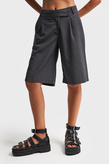 its basic Anthracite Midi Palazzo Shorts - Women's, Belt Detailed
