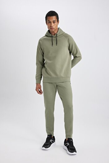 DeFacto Fit Sporcu Jogger Eşofman Altı Slim Fit Dar Kesim Skuba Dalgıç Kumaş Standart Paça C0485ax23w