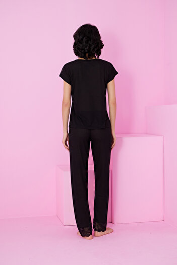 Siyah İnci siyah Soft Touch İnce Mevsimlik Dantel Detaylı Örme Pijama Takım7864
