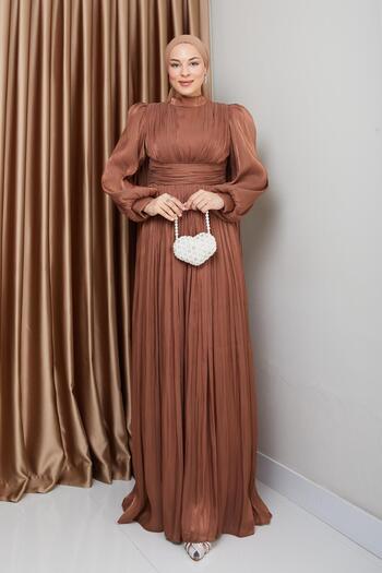 Olcay Yorgo Silk Hijab večerní šaty s páskem a detailem mysu TABA 1237