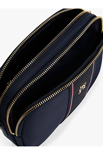 Tommy Hilfiger Kadın Th Monogram Çapraz Askılı Kamera Çanta
