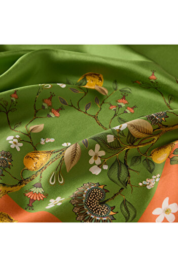 ipekevi Green Lemon Tree Tivil Silk Scarf