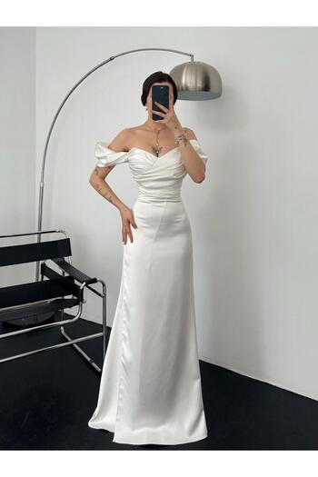 Serica Moda Λευκό Σατέν Βραδινό Φόρεμα με Χαμηλό Μανίκι