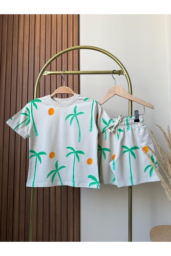 RisenChild Summer Team