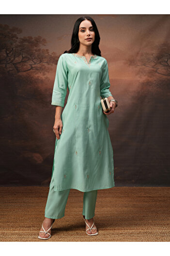 Vishudh By Styli Embroidered Notch Neck Tunic and Trousers Co-Ords