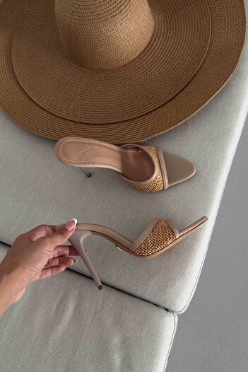 AYAKKABI PRENSİ Ruche Straw Detailed Skin Matte Women's 10cm Heeled Straw Slippers 10 cm Slippers,