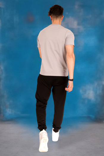 rec specs Men's Gray T-Shirt & Jogger Pants Set Chest Pocket Detailed Elastic Leg Sports Set