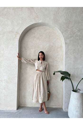 HARVESSE Cream Embroidered Linen Skirt Offering Modern Elegance