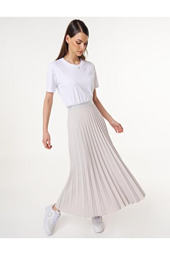 Kayra High Waist Skirt - Pleated and Light Grey Model Number: Gx9688