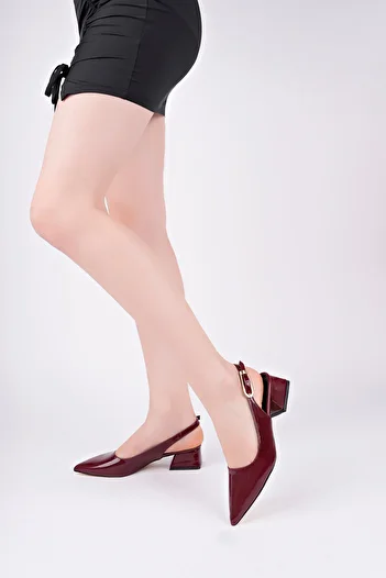 meyra'nın ayakkabıları Women's Burgundy Stylish Buckle Short Heeled Shoes