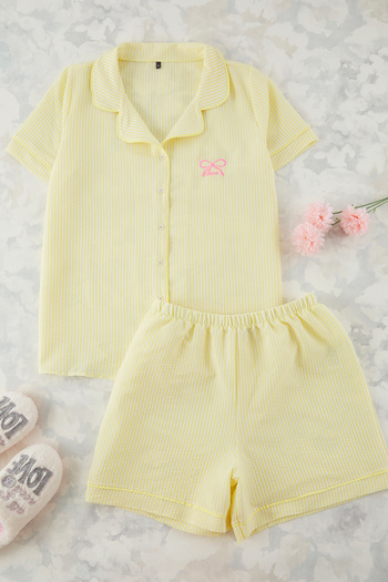 Trendyol Curve Yellow Kaftan Heart Embroidery Combinations, Collar Textured Pajama Set