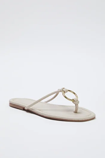 TRENDYOL SHOES Beige Metal Accessory Detailed Women's Flip Flops Takss25Te00042