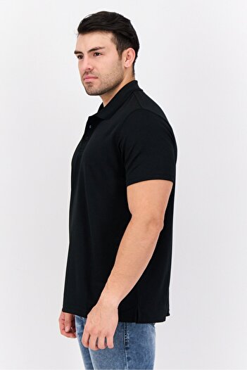 WRANGLER Men Regular Fit Short Sleeves Textured Polo Shirt, Black