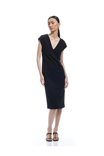 Koton Bürümcük Kumaş Slim Fit Kolsuz Midi Boy V Yaka Bodycon Elbise