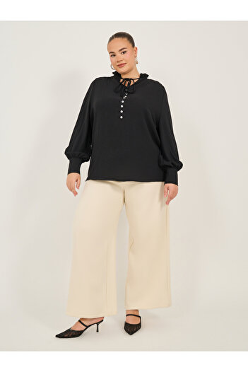 Styli Plus Size Balloon Sleeve Tie-Up Neck Blouse