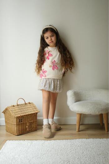 Lolliboomkids Girl Tshirt - Cotton Tulle Flower Applique Detail, Silver Color Mini Balloon Skirt Bottom Set