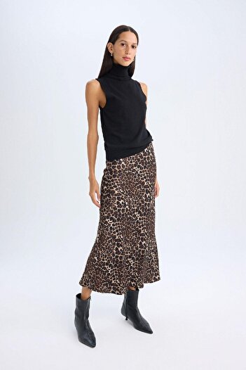 DeFacto A Kesim Leopar Desenli Normal Bel Saten Midi Etek D7648ax24au