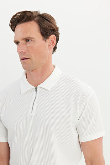 AC&Co / Altınyıldız Classics Erkek Ekru Relax Fit Rahat Kesim Polo Yaka Esnek Tişört