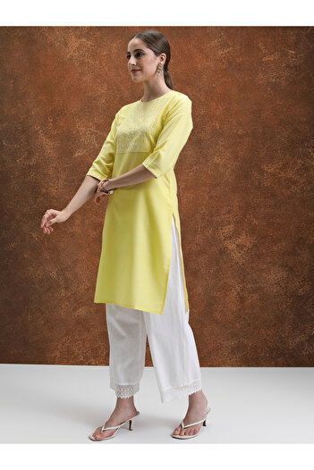 Vishudh By Styli Yellow Floral Yoke Design Thread Work Straight Kurta