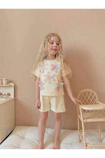 YİGİT BUTİK Yigit Butik Girl's Suit with Floral Embroidered Shorts