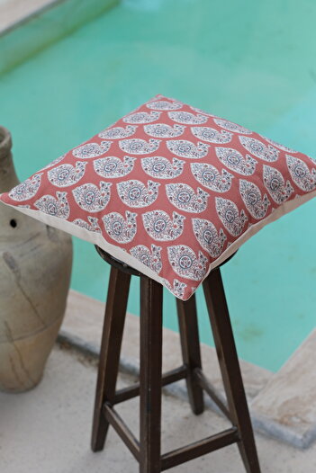 Sâye Mona Linen Throw Pillow Cover