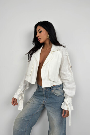 Black Fashion White Crop Trench Coat - Κομψό και άνετο σχέδιο