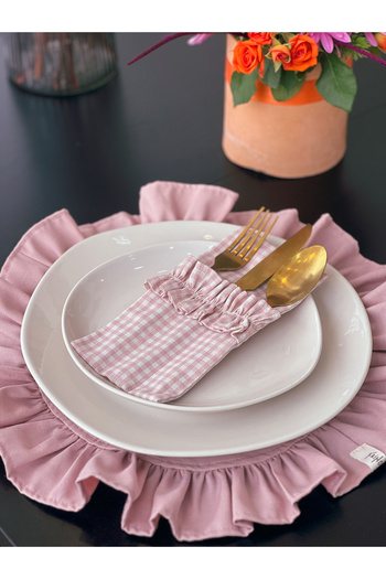 KaiHome Rosy Checkered Frilly 3 Compartment Cutlery Case 2Li