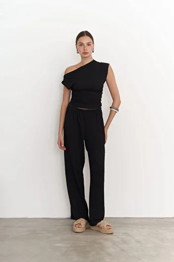 MAİ COLLECTİON Sona Black Asymmetrical Blouse Pants Set