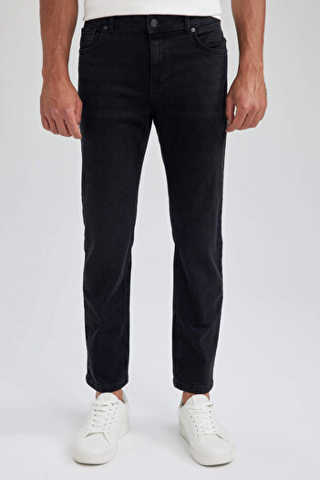 DeFacto Sergio Regular Fit Regular Fit Κανονική σωλήνωση μέσης τζιν παντελόνι W6868az23au