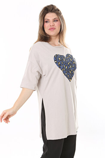 Şans Γυναικεία Plus Size Βιζόν Μπλούζα με εμπριμέ πλαϊνή σχισμή 65N37801