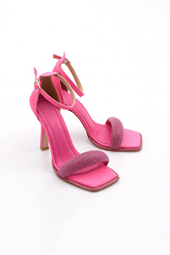 DGN 2028 Women's Thick Silver Stone Banded Ankle Belt Tie Back Closed Heel Sandals