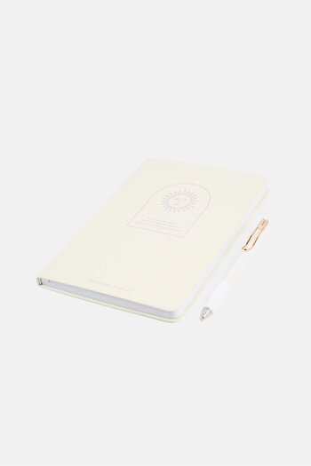 Muy Mucho Gratitude Journal 78 Sheets, Off White