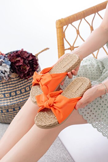 Slipcat Women's Ribbon Detailed Straw House Slippers Outdoor Slippers