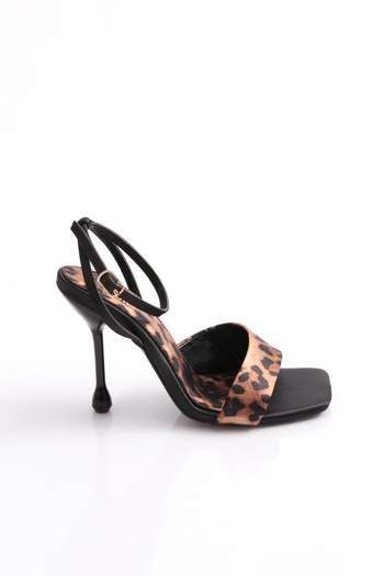 DGN Women's Heeled Shoes 101133236