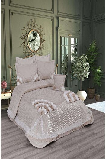 Madamca Rojin 4 Pieces Satin Bed Cover