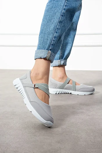 redtan Daily Woman |   Easy to Wear |   Flexible Sports |   Babet