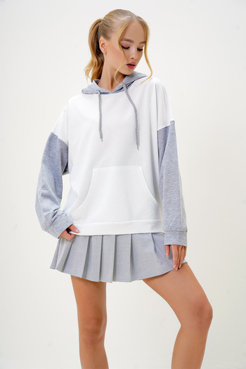 Trend Alaçatı Stili Women's Ecru Raised Color Block Oversize Hooded Sweatshirt ALC-X4977