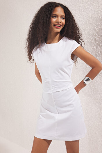 Trendyol Collection White Solid Body-Hugging Short / Mini Woven Dress Twoss25El00717