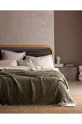 Madame Coco Carolines Single Cotton Bedspread - Khaki